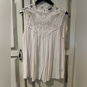 Torrid size 2 white flowy top